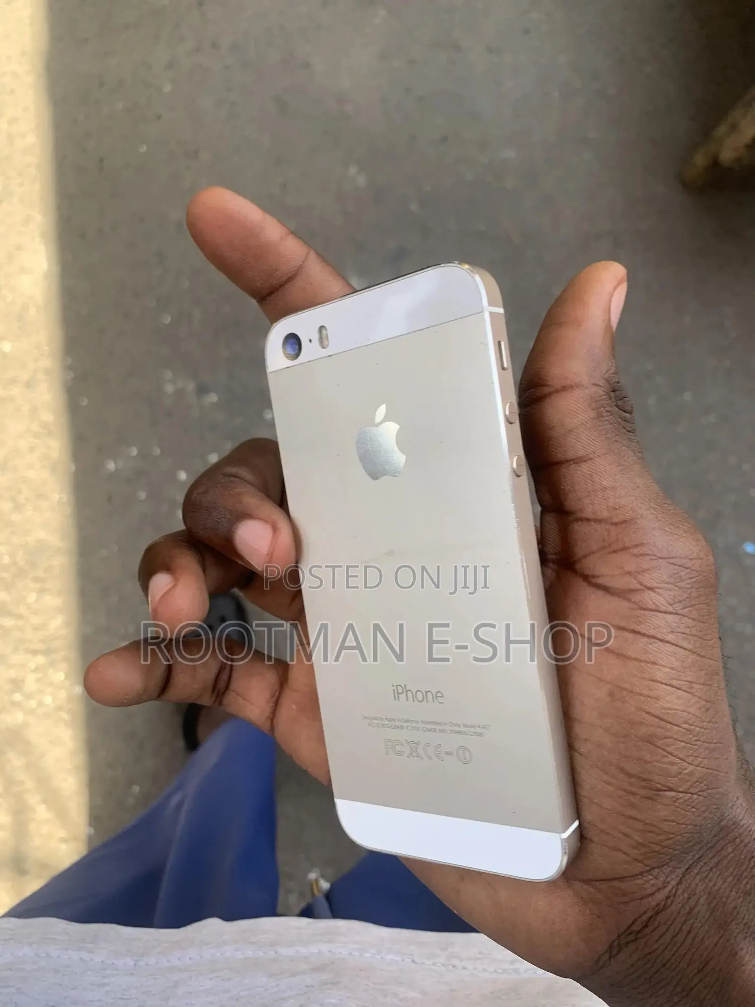 Apple iPhone 5s 32 GB Gold
