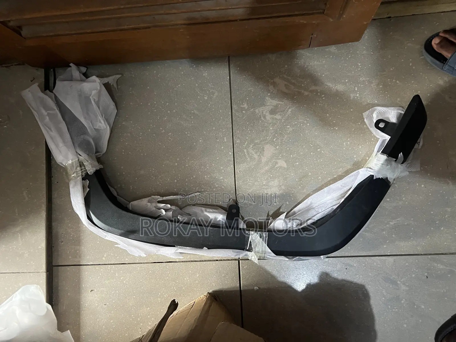 Rav4 2020,2021,2022 Fender Moulding