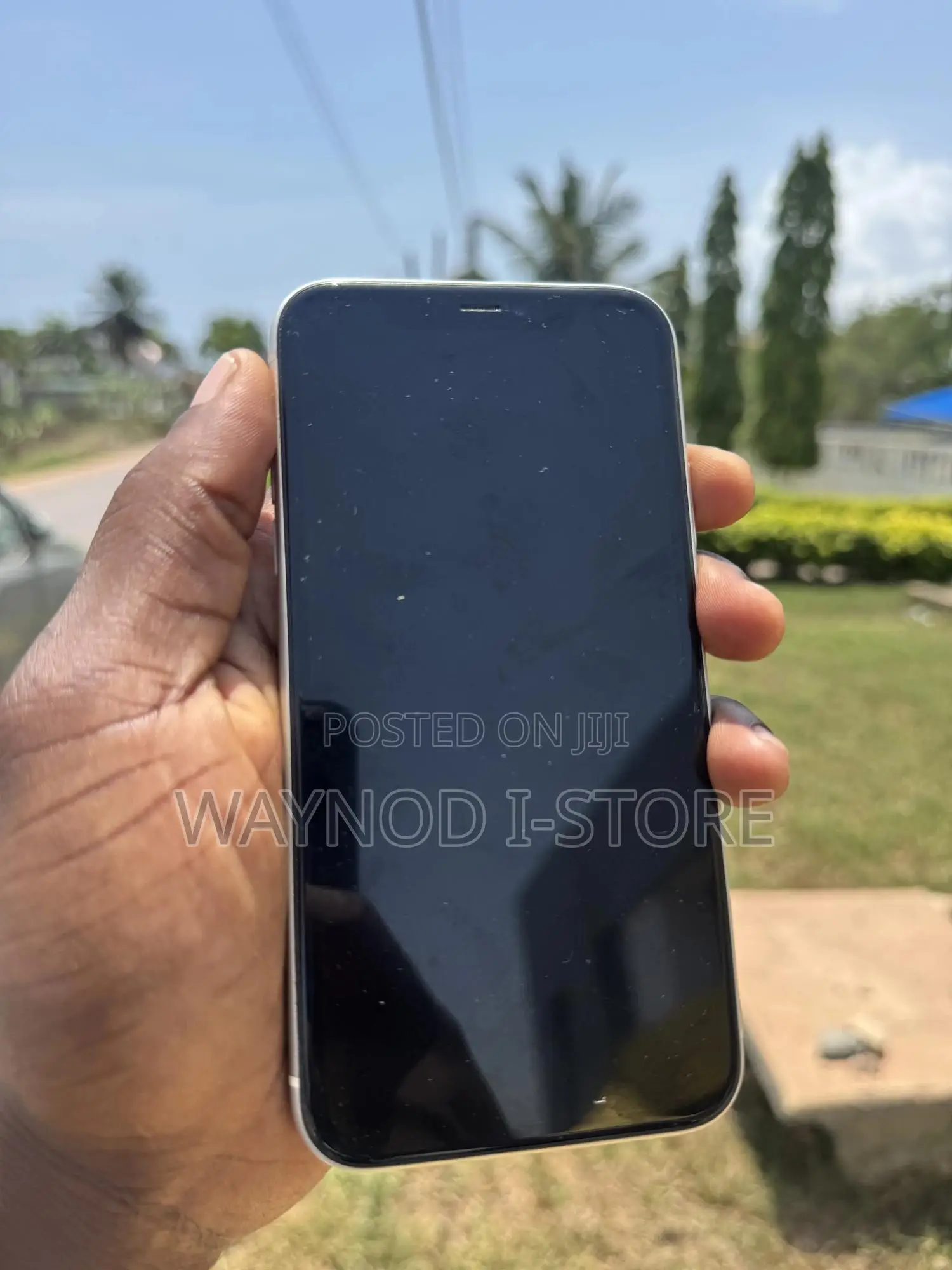 Apple iPhone 11 64 GB White