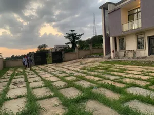 4bdrm House in Seekers Realty, Aburi for sale