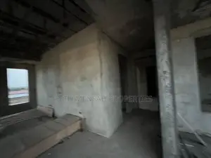 6bdrm Mansion in Skm, West Legon for sale