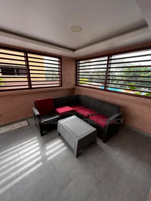5bdrm House in Labone for sale