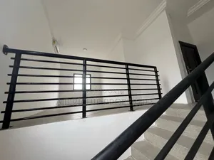 3bdrm Townhouse / Terrace in Ab Richie Properties, West Legon for rent