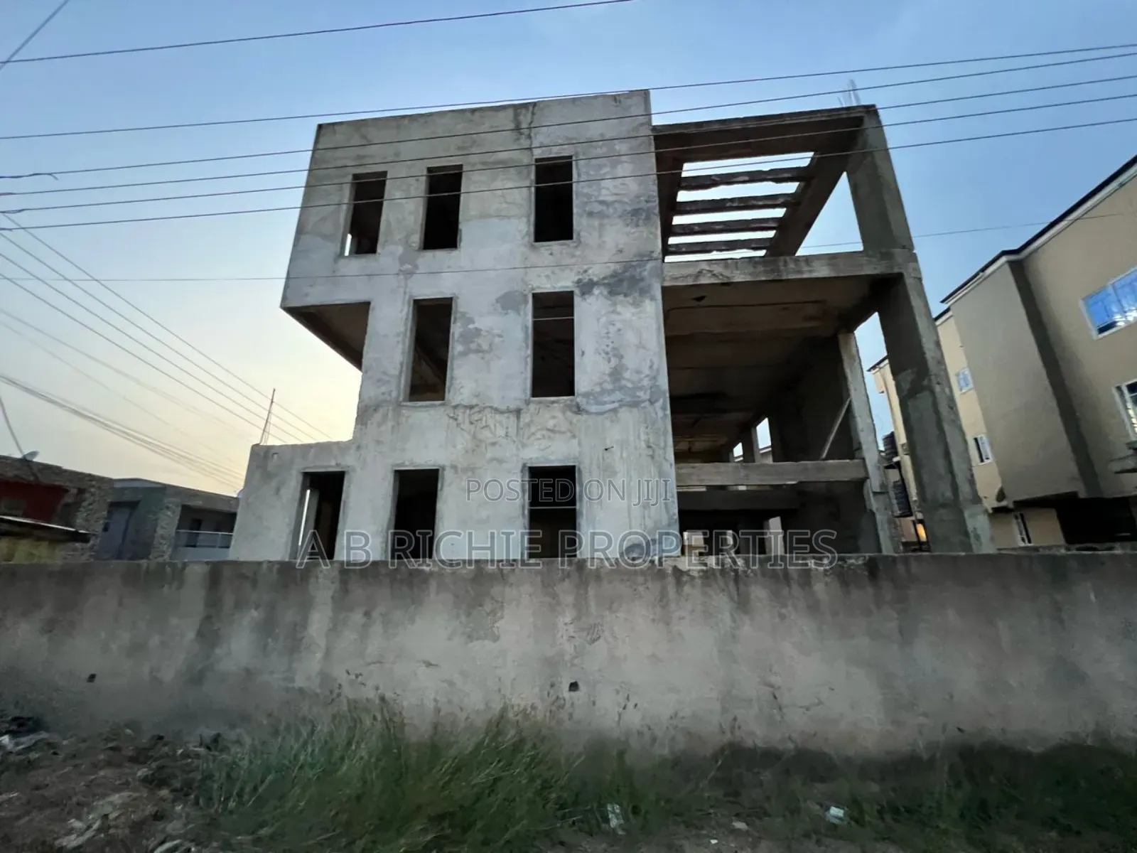 6bdrm Mansion in Ab Richie Properties, West Legon for sale