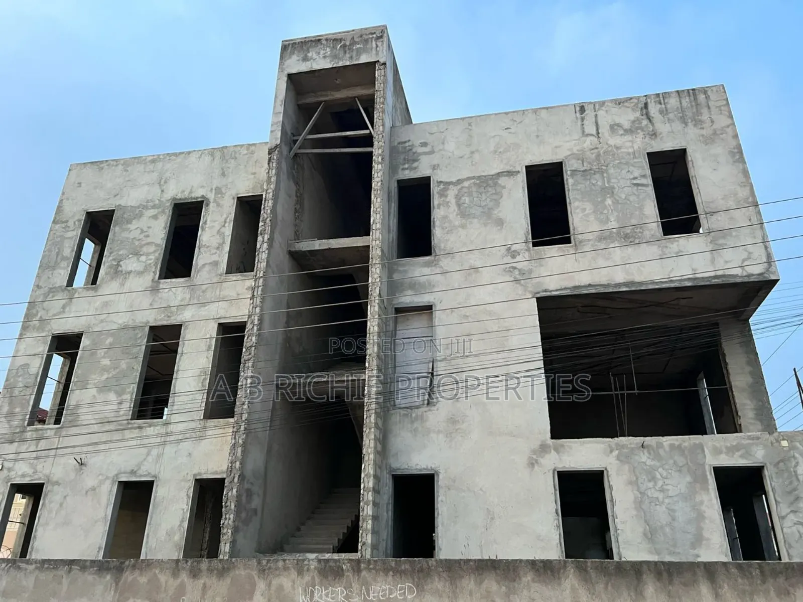 6bdrm Mansion in Ab Richie Properties, West Legon for sale