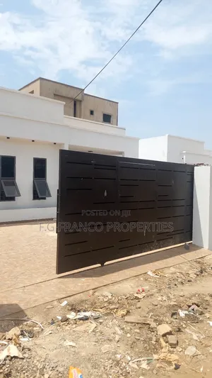 3bdrm House in Kg. Franco, Spintex for sale