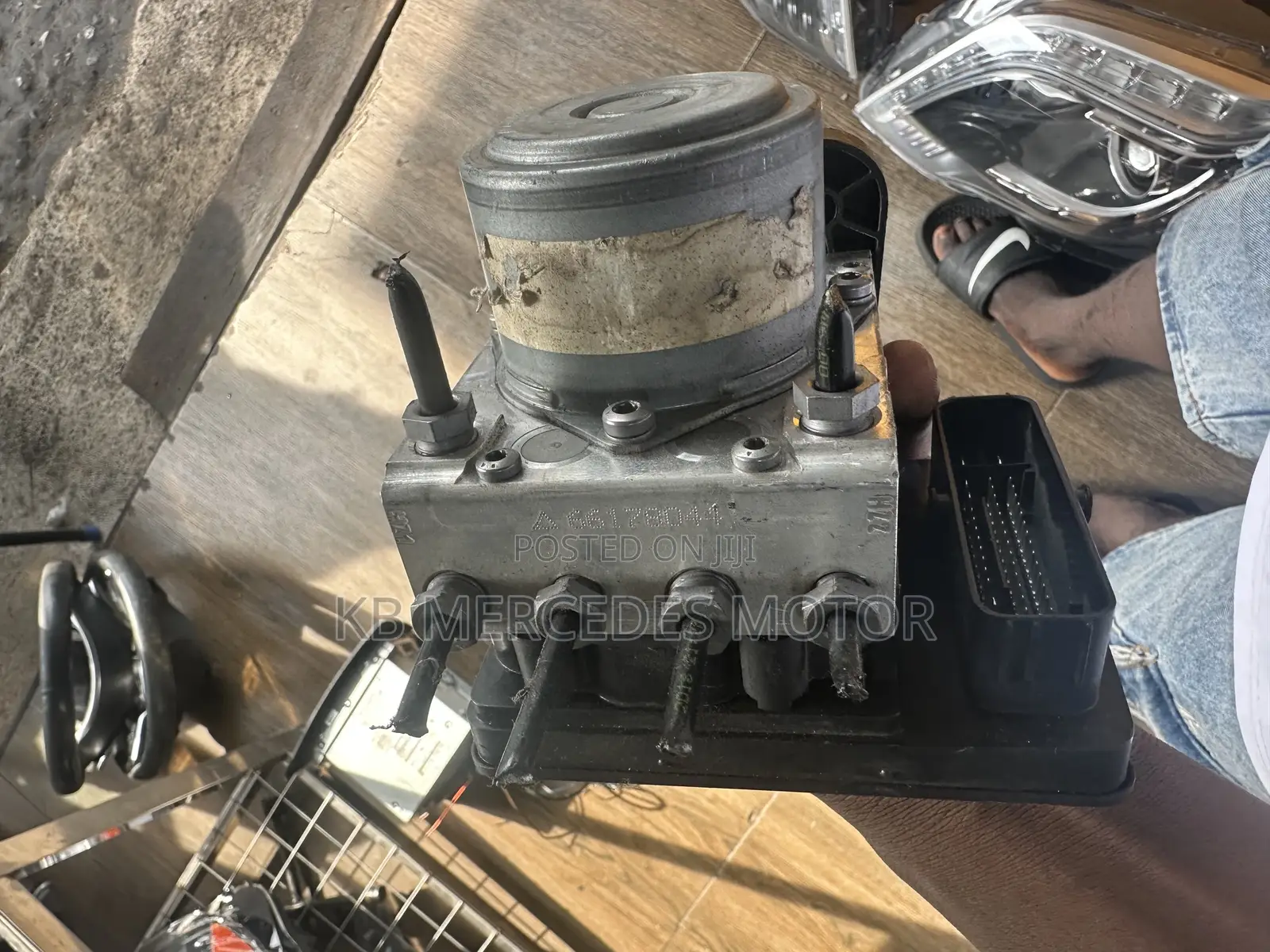 Mercedes Benz E300 W213 Abs Pump Available