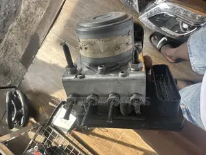 Mercedes Benz E300 W213 Abs Pump Available