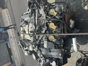 Mercedes Benz C300 Matic V6 M272 Engine Available