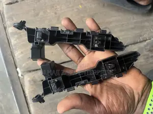 Accord 2018 Fender Bracket