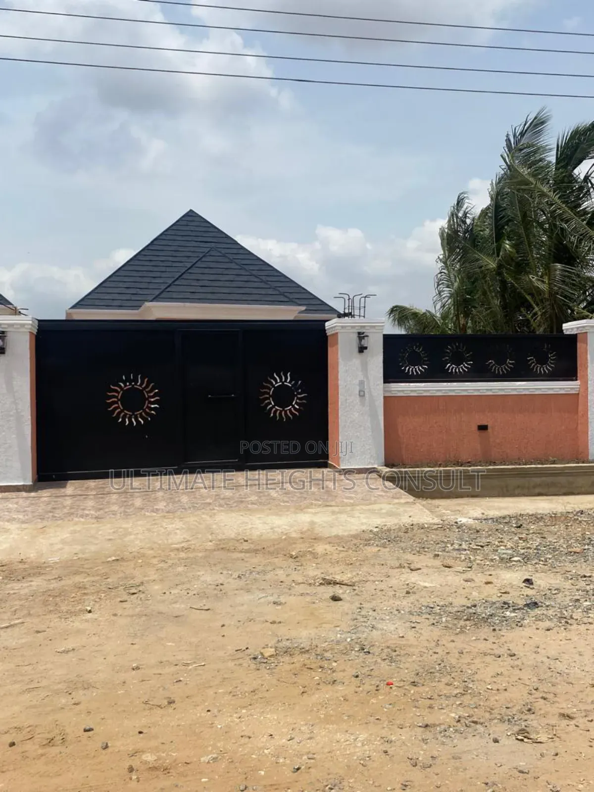 4bdrm House in Israel Achimota for sale