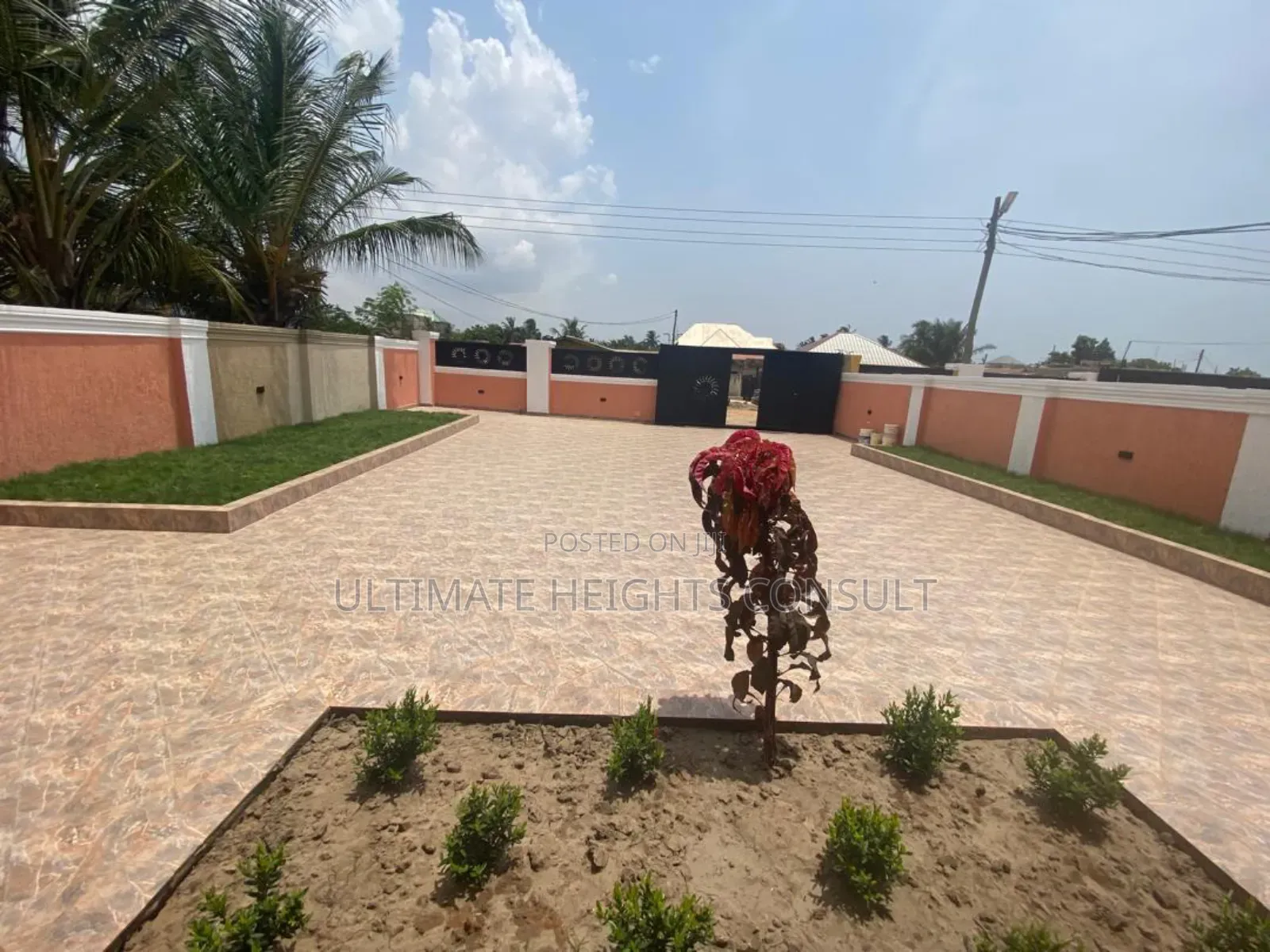 4bdrm House in Israel Achimota for sale