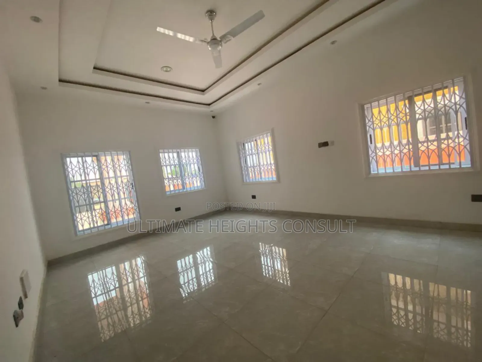4bdrm House in Israel Achimota for sale