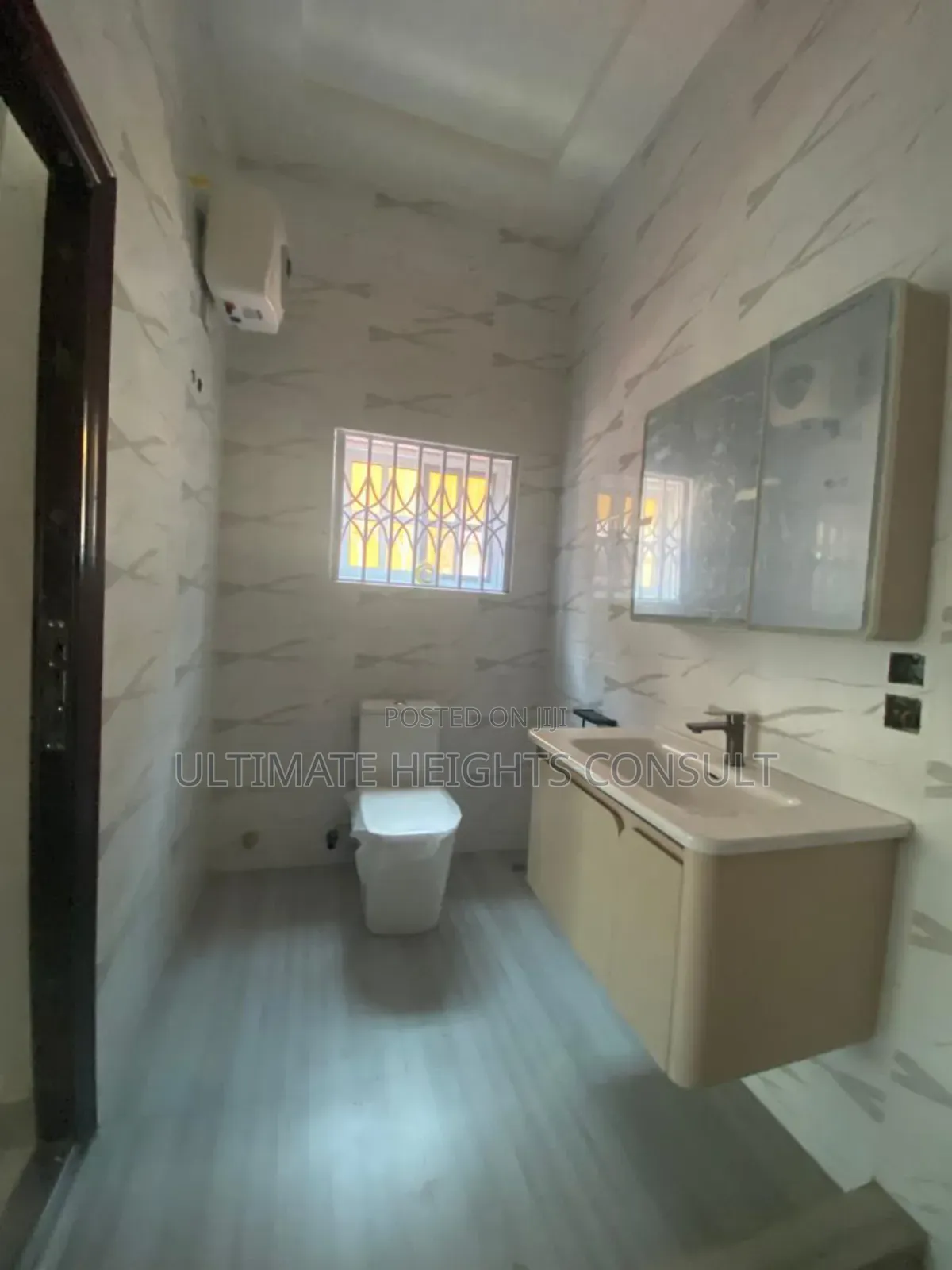4bdrm House in Israel Achimota for sale