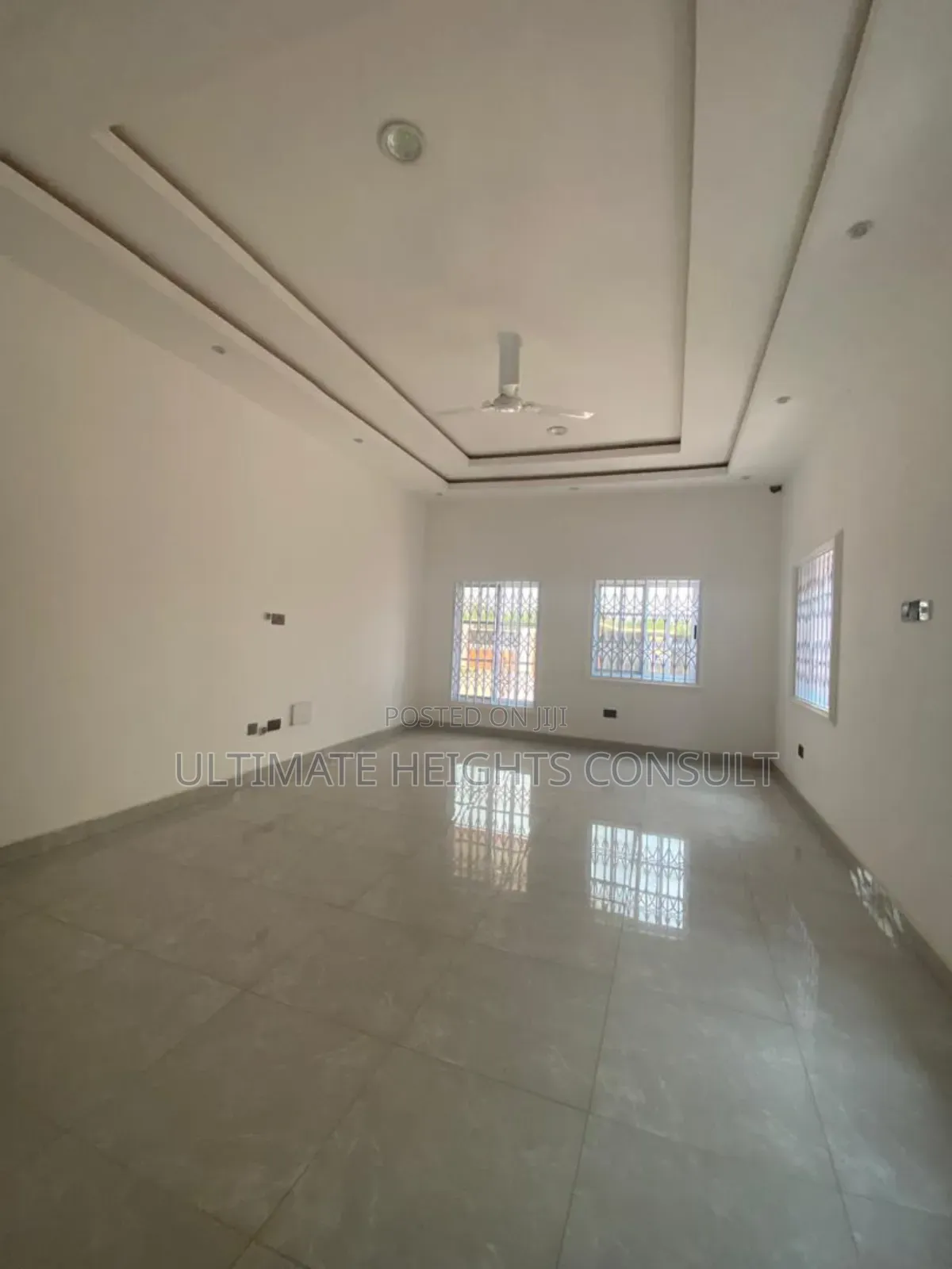 4bdrm House in Israel Achimota for sale