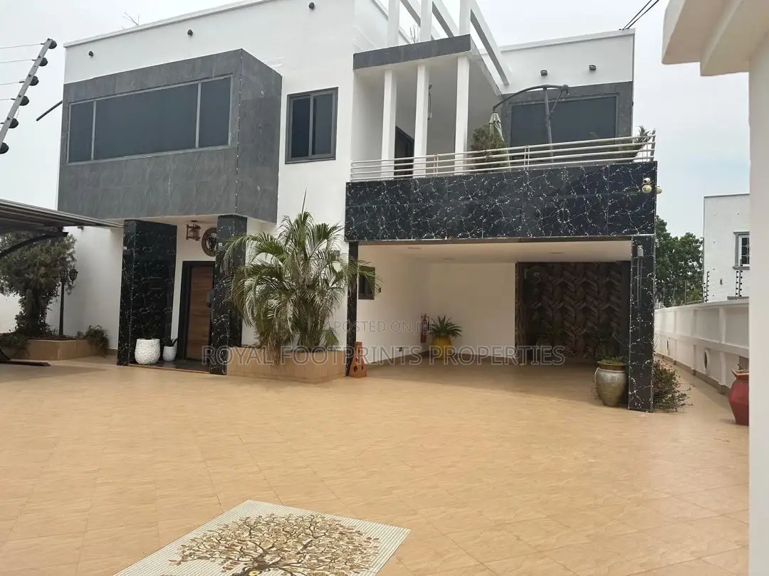 Furnished 5bdrm House in Luxelooks Properties, East Legon for sale
