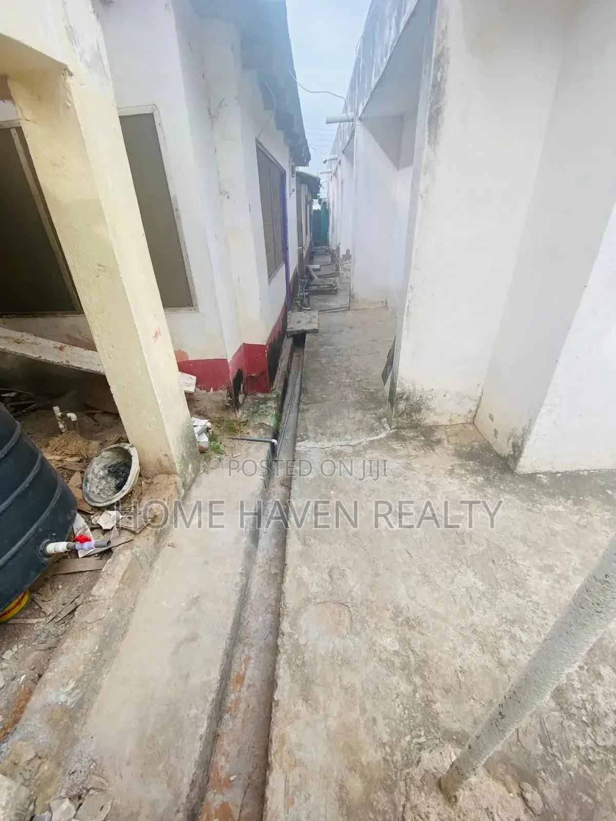 One Plot -Old House for Sale at Lapaz