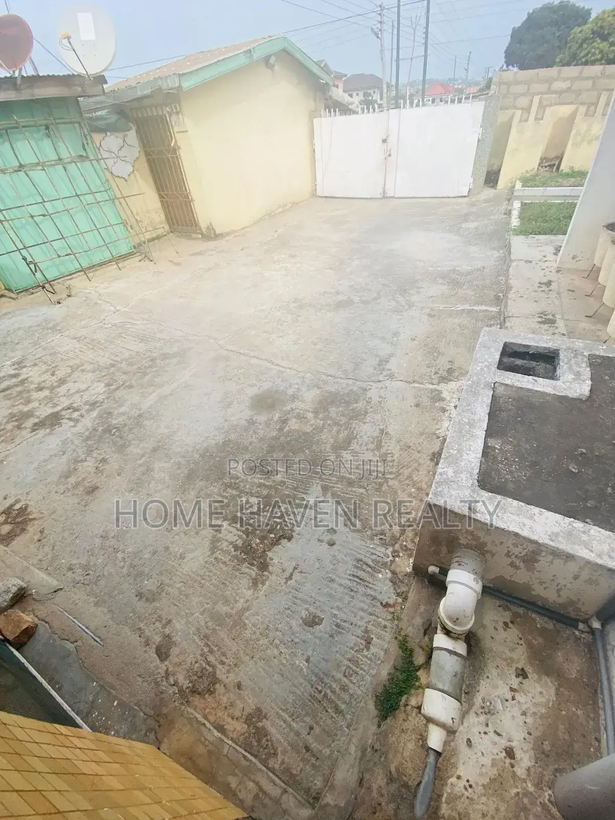 One Plot -Old House for Sale at Lapaz