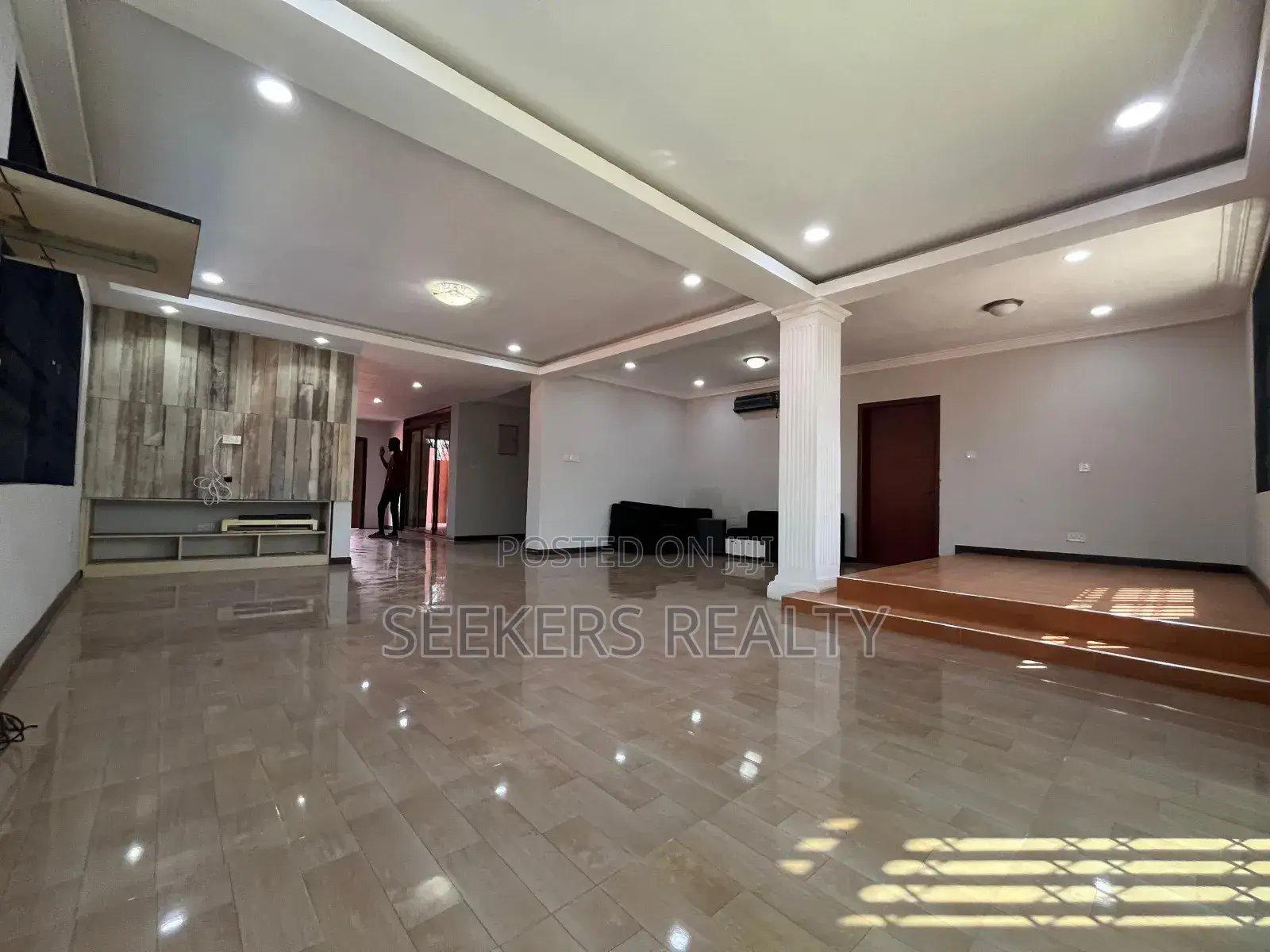 5bdrm House in Seekers Realty, Adjiriganor for rent