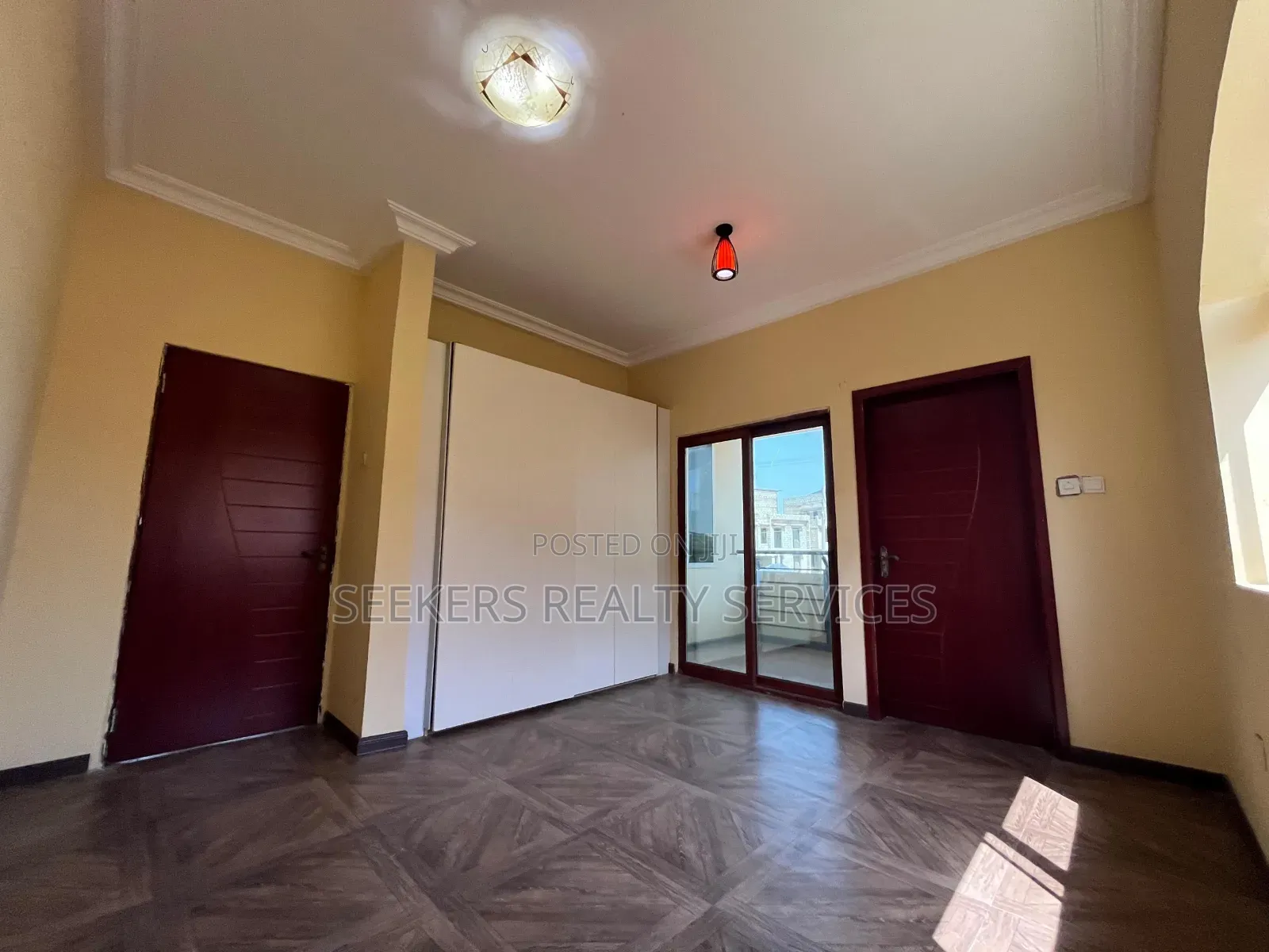 5bdrm House in Seekers Realty, Adjiriganor for rent