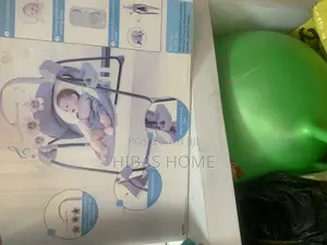 Primi Portable Baby Swing With Remote, Convenient for Travel