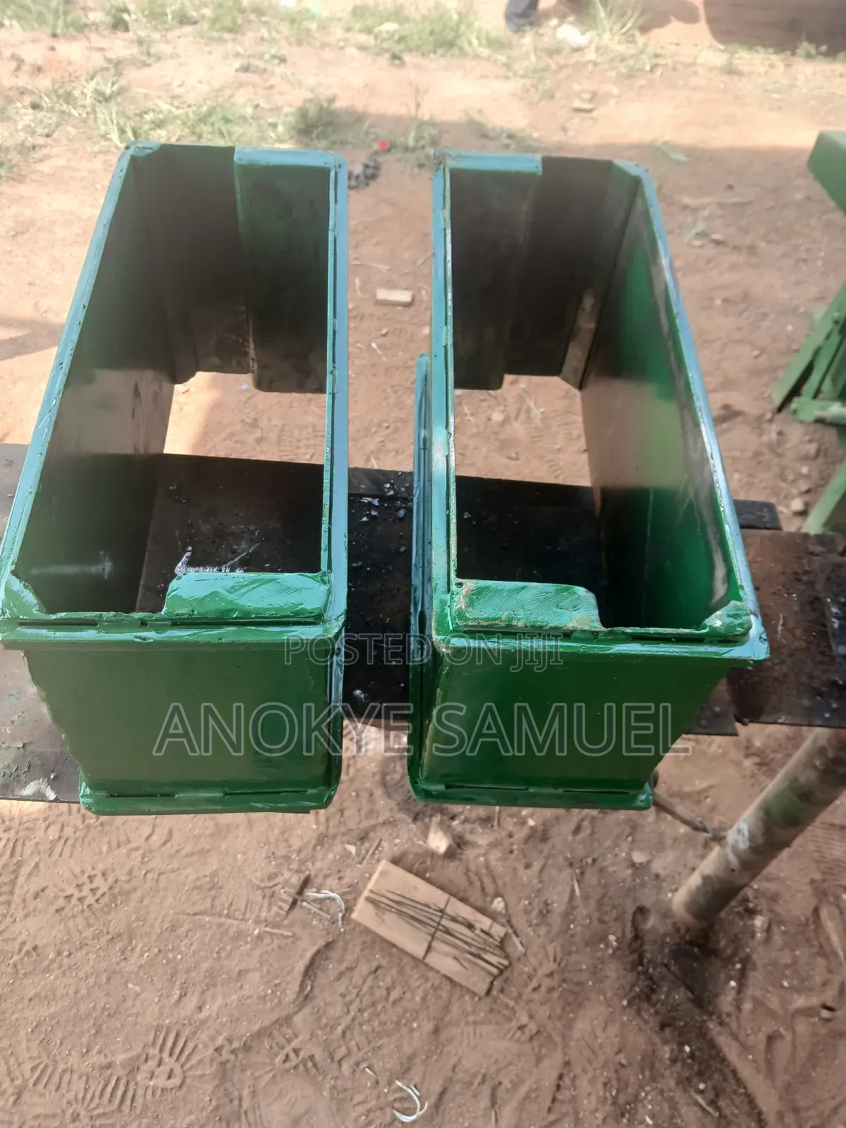 Concrete Block Moulds/Accessories