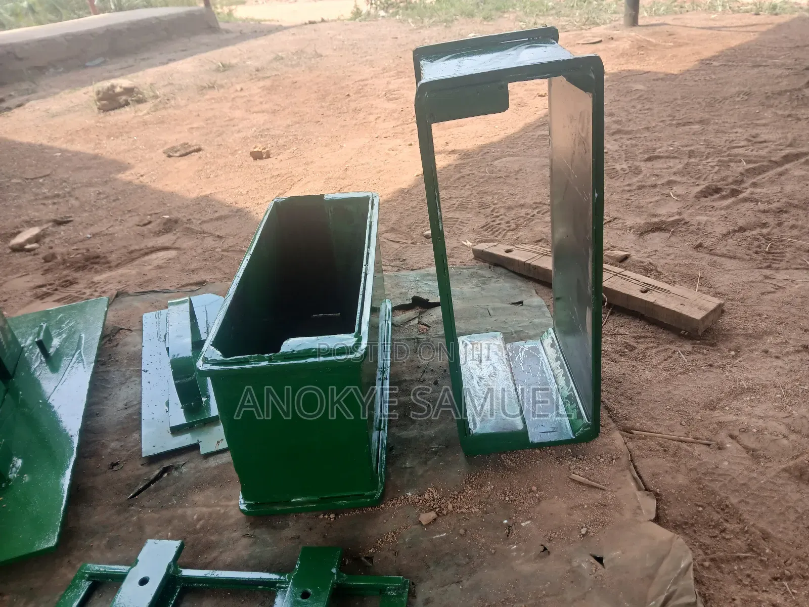 Concrete Block Moulds/Accessories