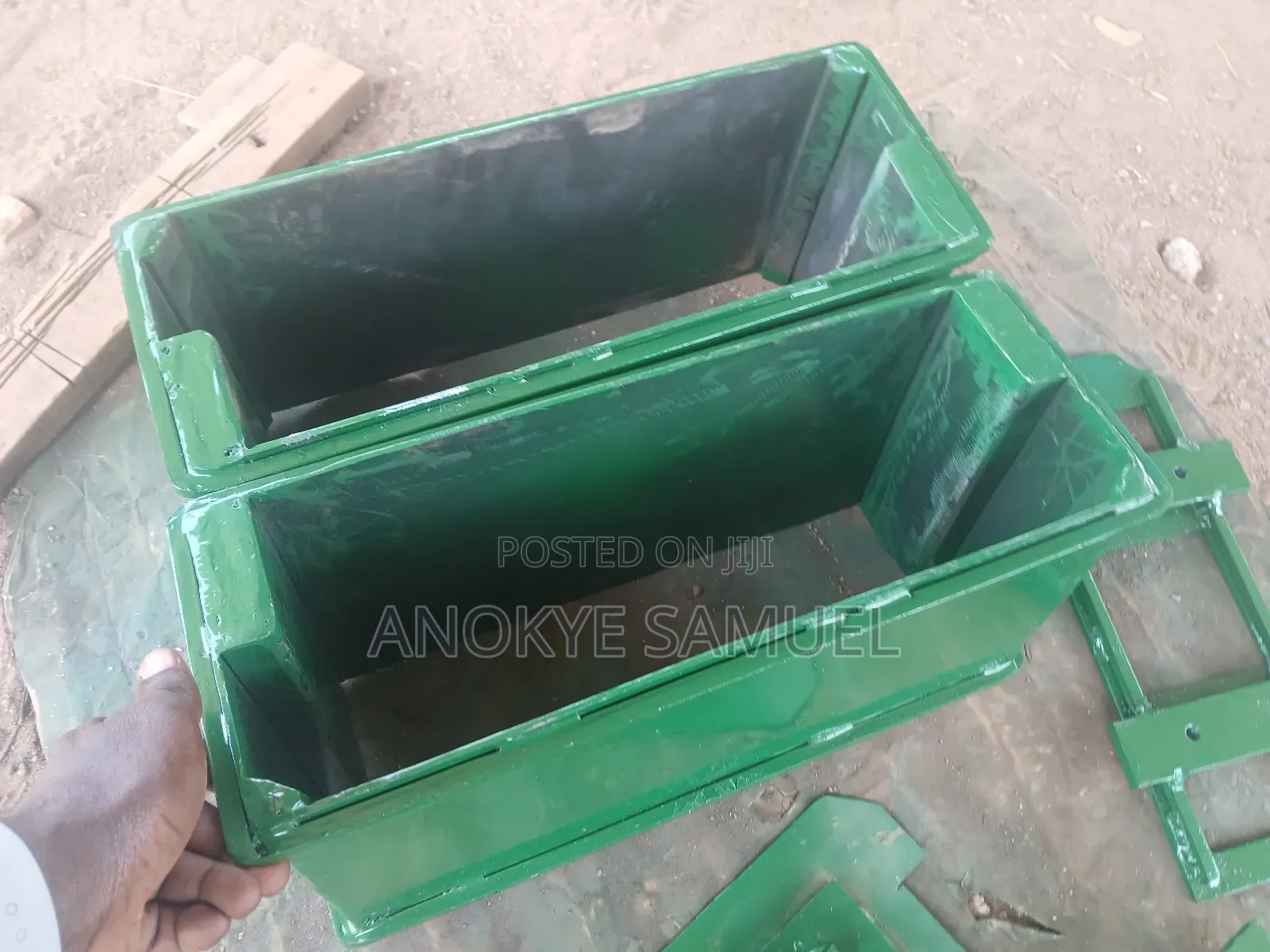 Concrete Block Moulds/Accessories