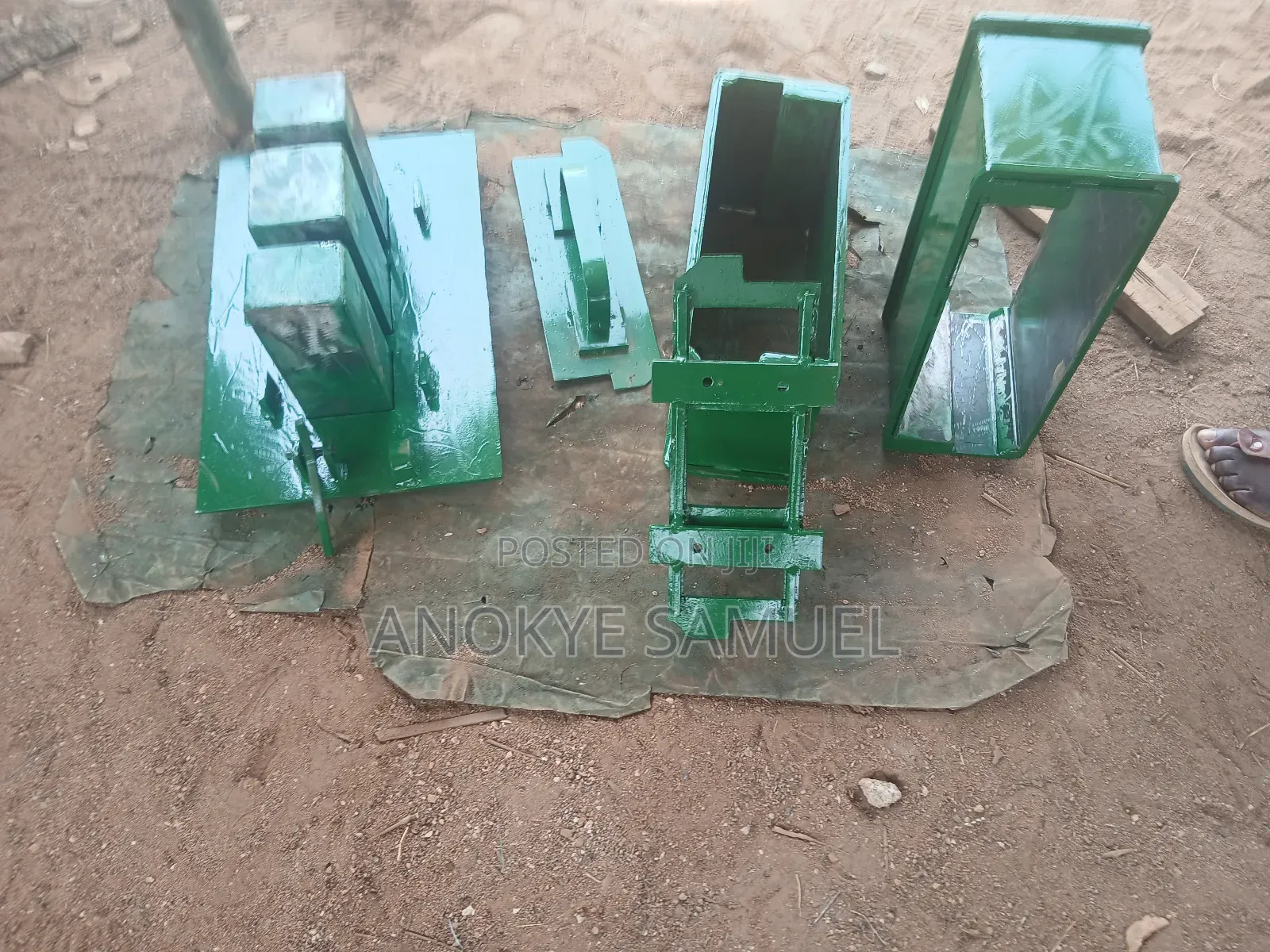 Concrete Block Moulds/Accessories