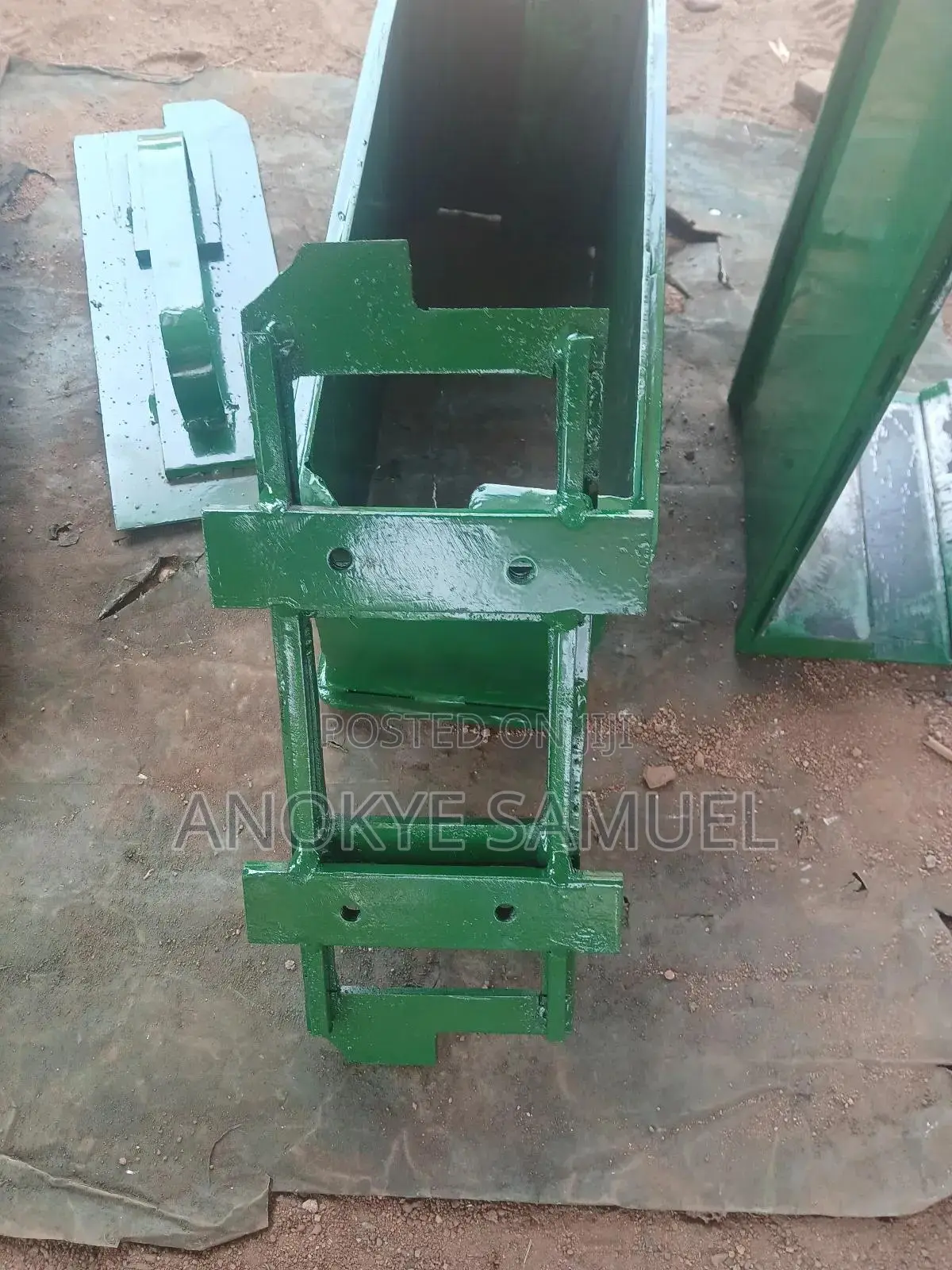 Concrete Block Moulds/Accessories