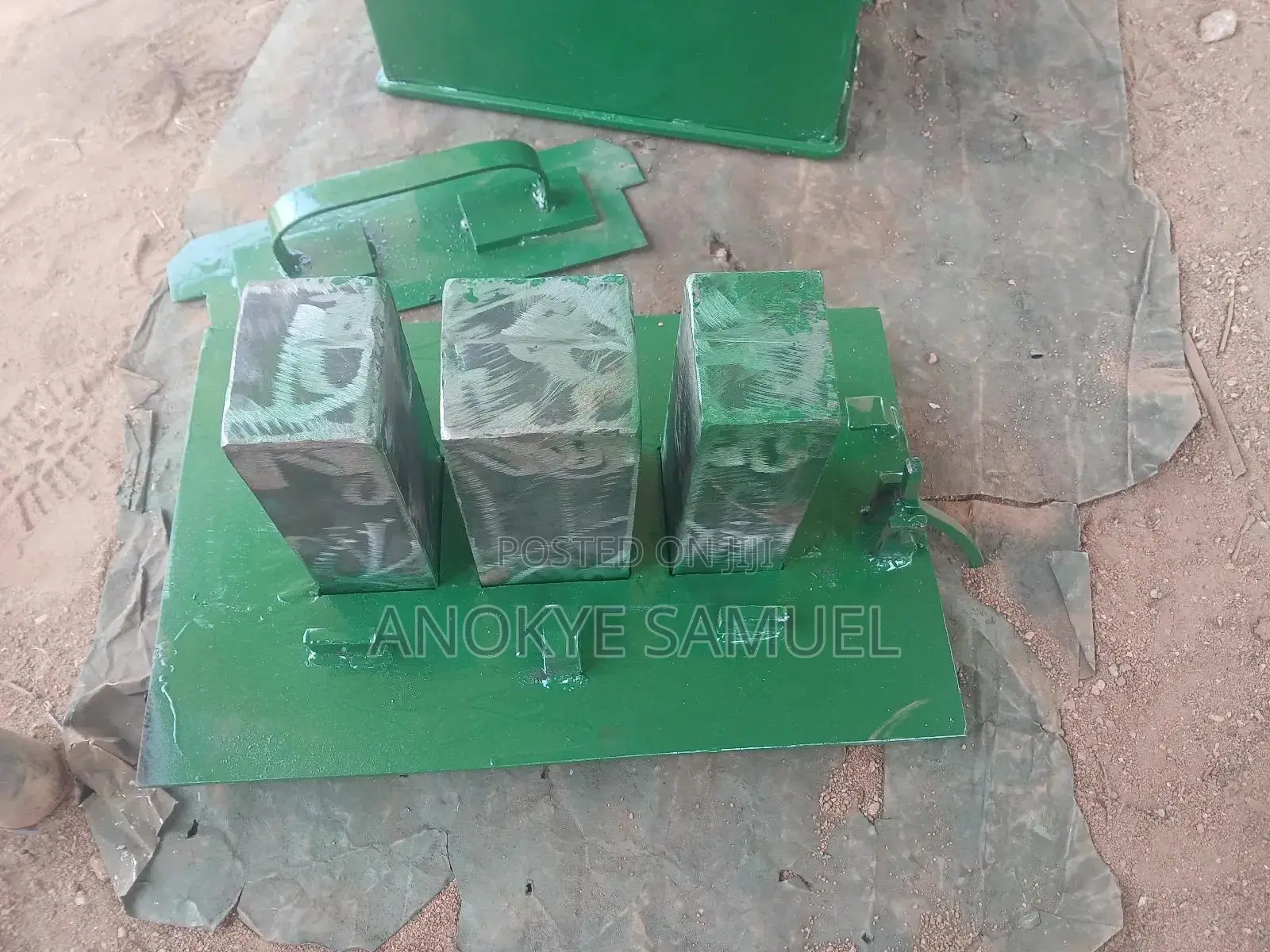 Concrete Block Moulds/Accessories