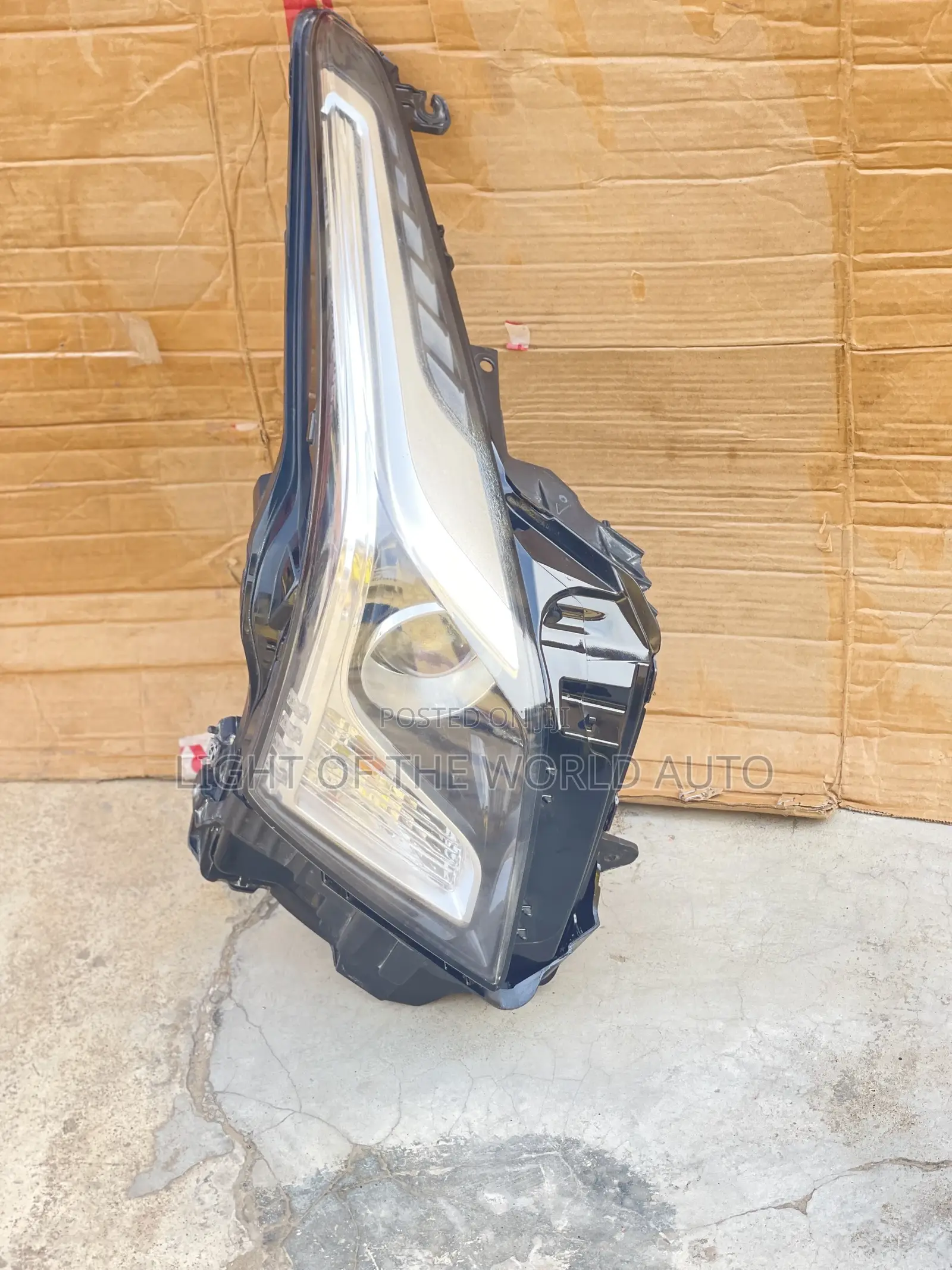 Cadillac Ats 2019 Headlight Right Side