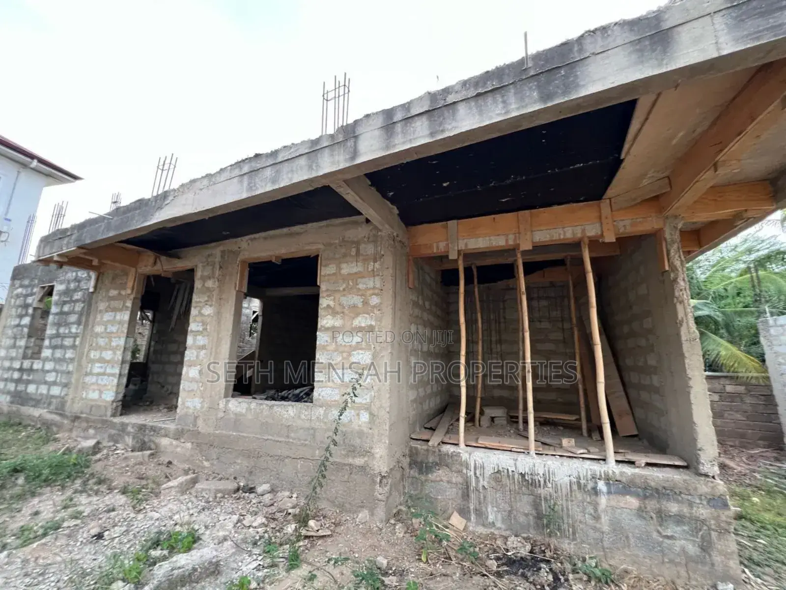 4bdrm House in Skm Properties, West Legon for sale