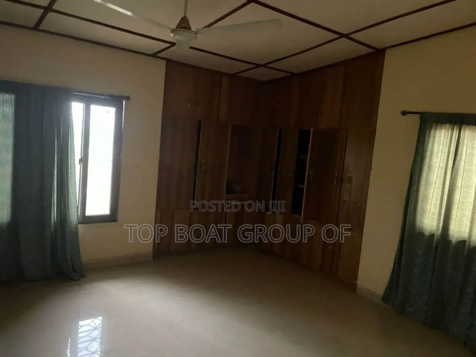 7bdrm House in Kwadaso - Top-Boat, Kumasi Metropolitan for sale