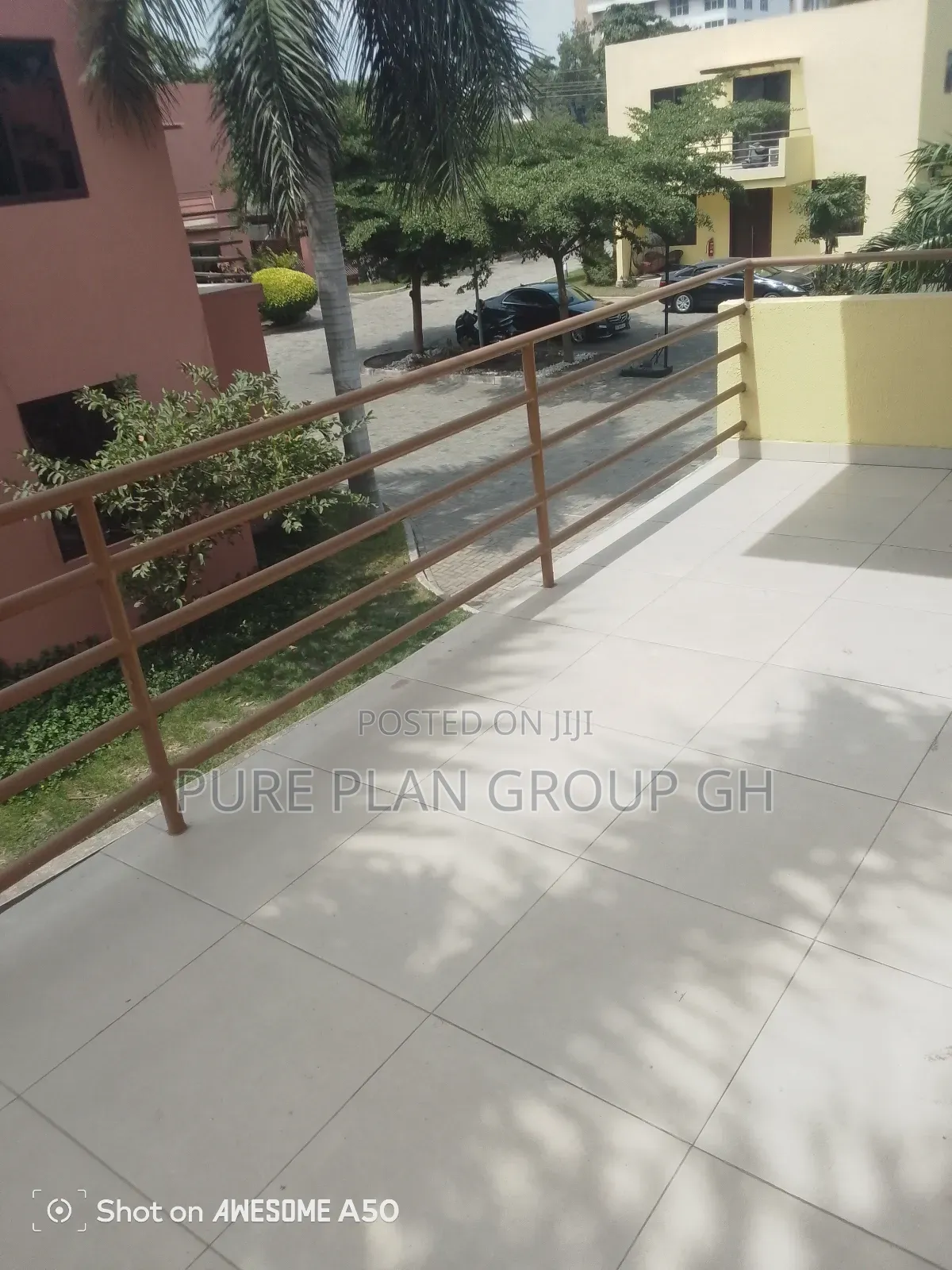 4bdrm Townhouse / Terrace in Abelenkpe, Lincoln School Area for rent