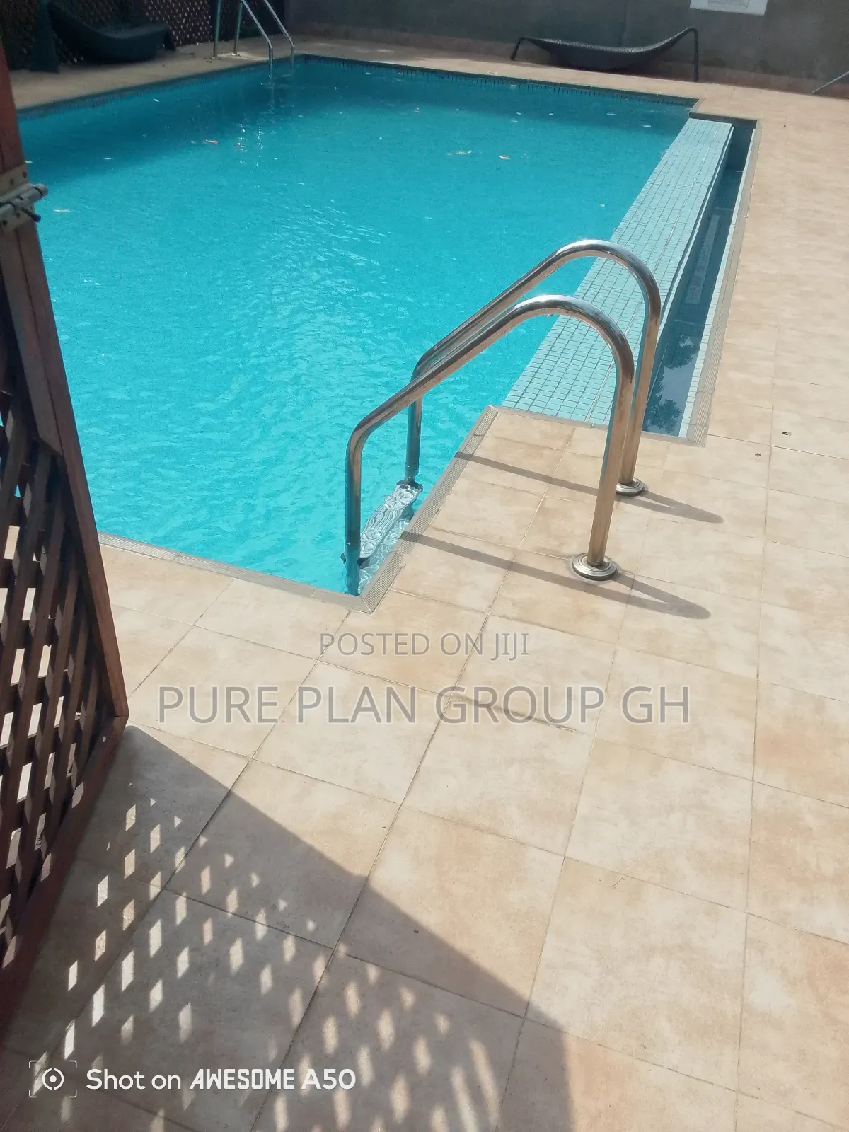 4bdrm Townhouse / Terrace in Abelenkpe, Lincoln School Area for rent