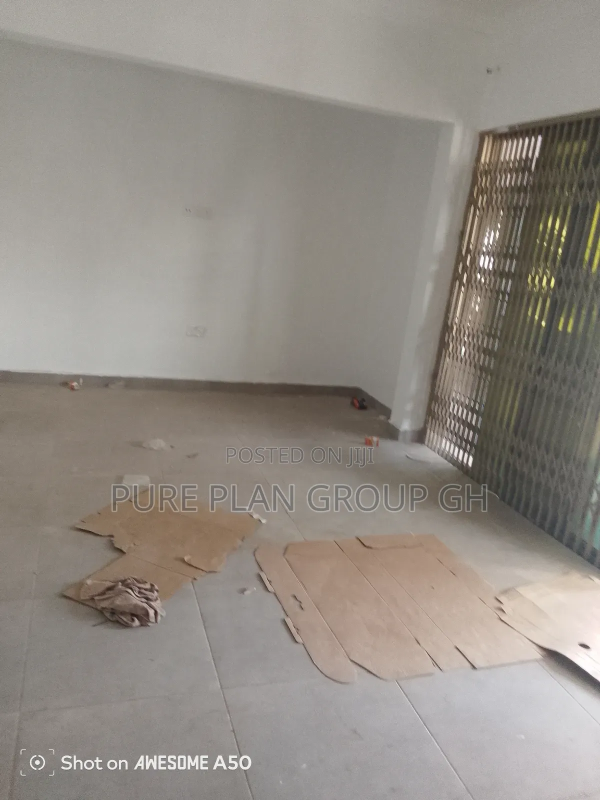 5bdrm Townhouse / Terrace in Dzorwulu for rent