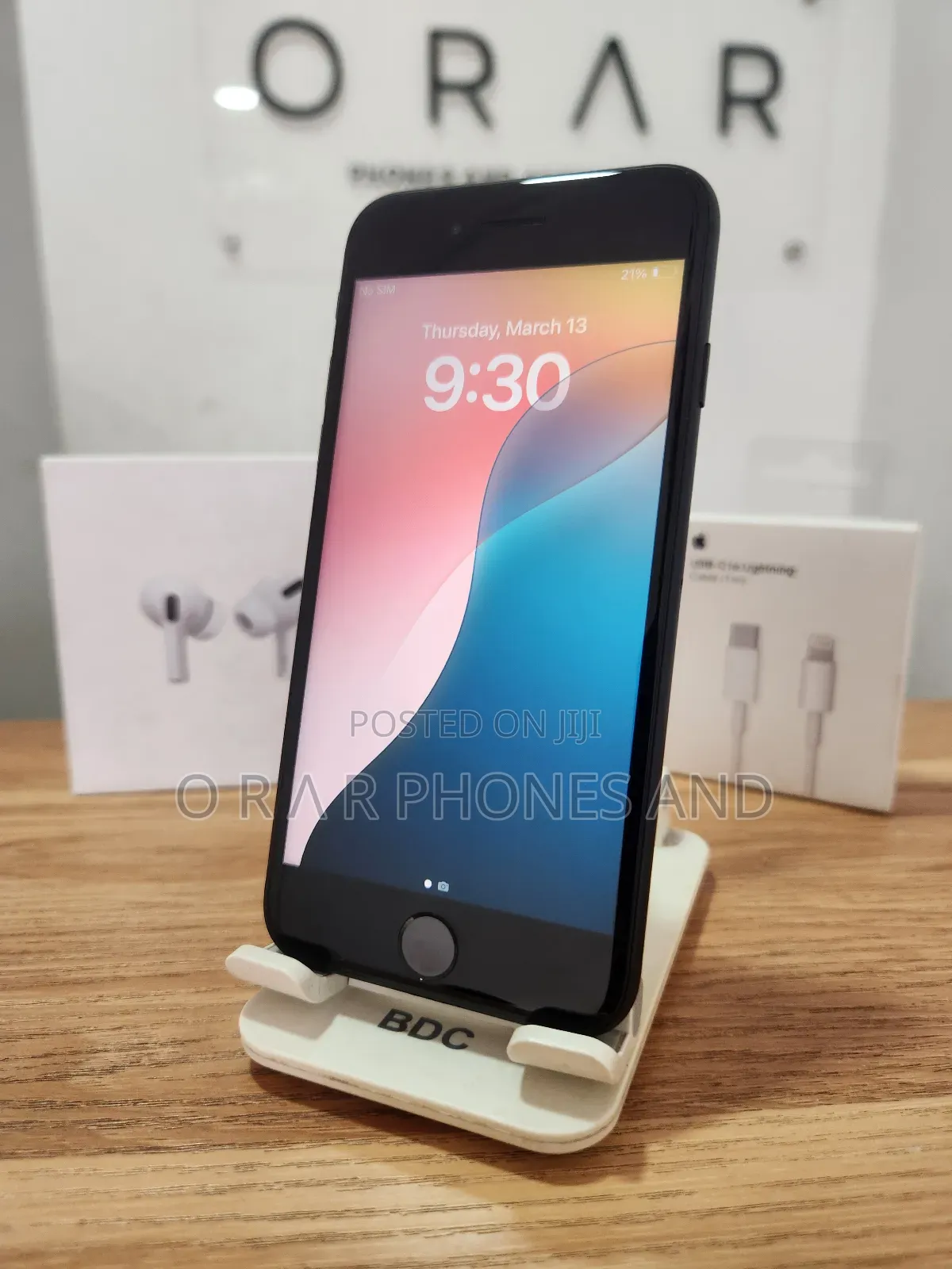 Apple iPhone SE (2020) 64 GB Black
