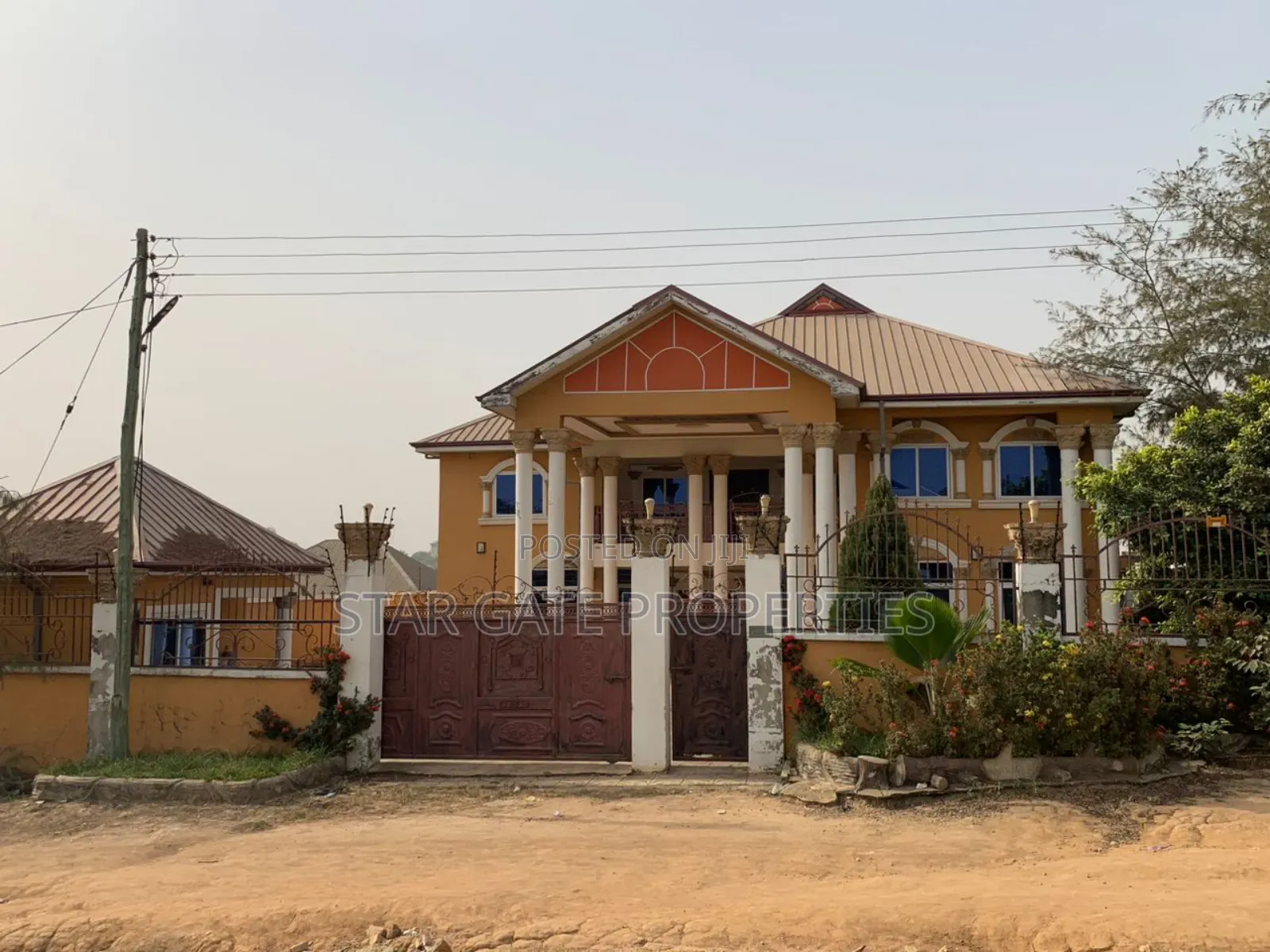5bdrm House in Kenyasi Adwumam., Kumasi Metropolitan for sale