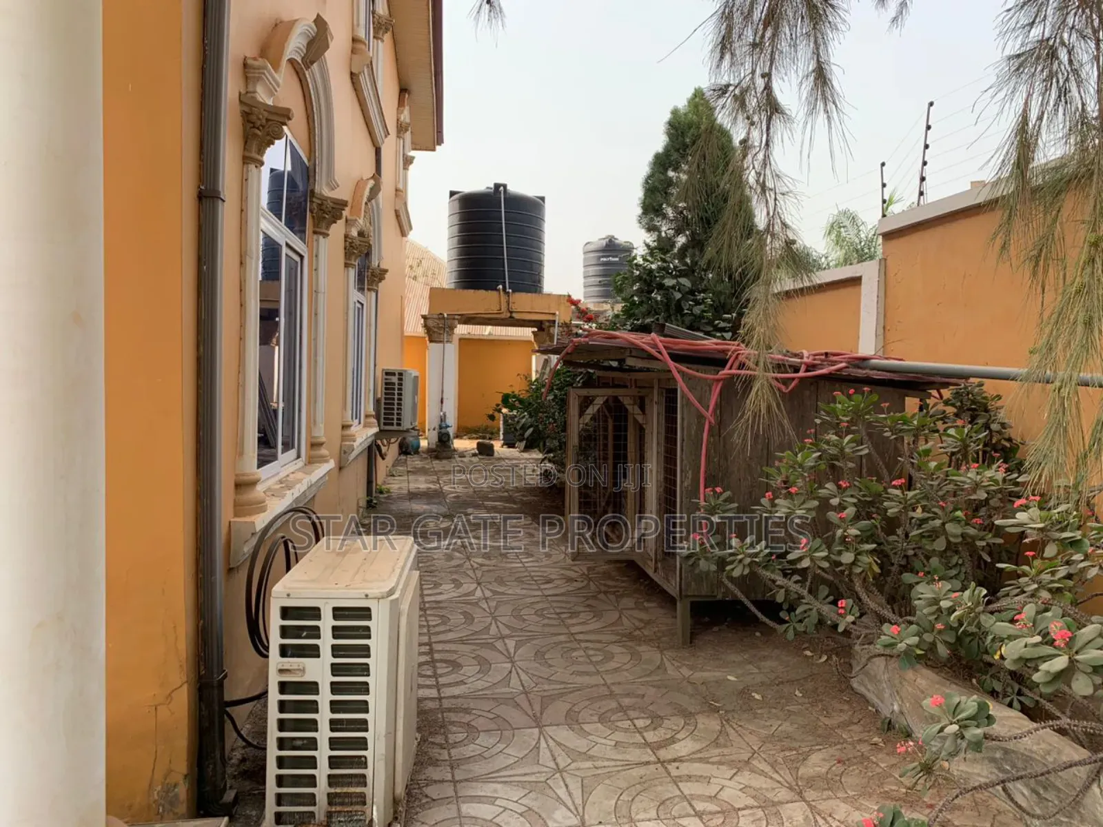 5bdrm House in Kenyasi Adwumam., Kumasi Metropolitan for sale