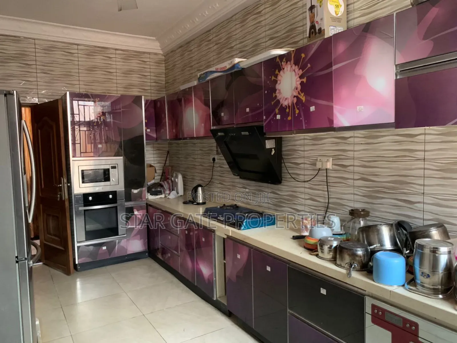5bdrm House in Kenyasi Adwumam., Kumasi Metropolitan for sale