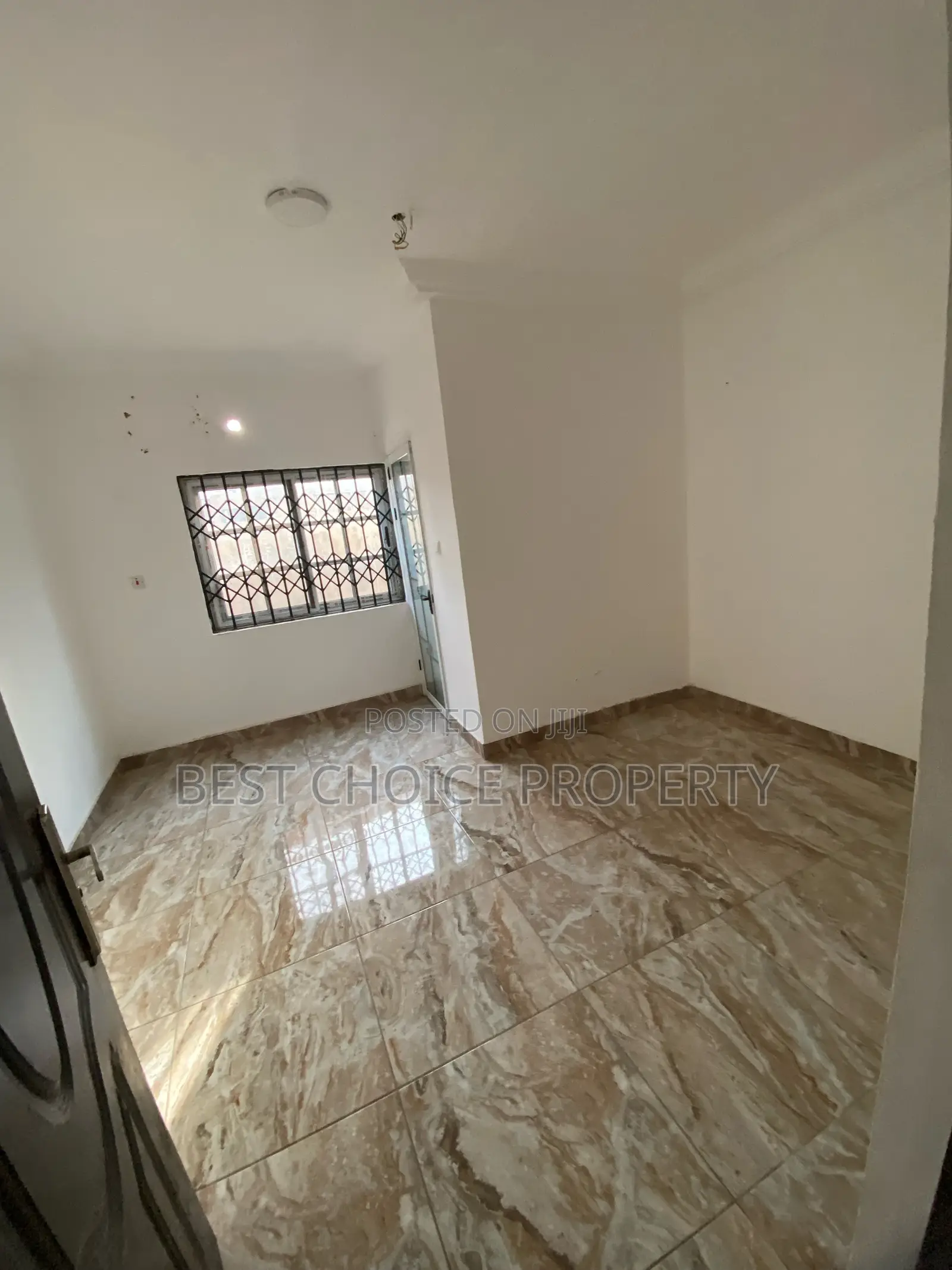 1bdrm Apartment in Lakeside Estate for rent