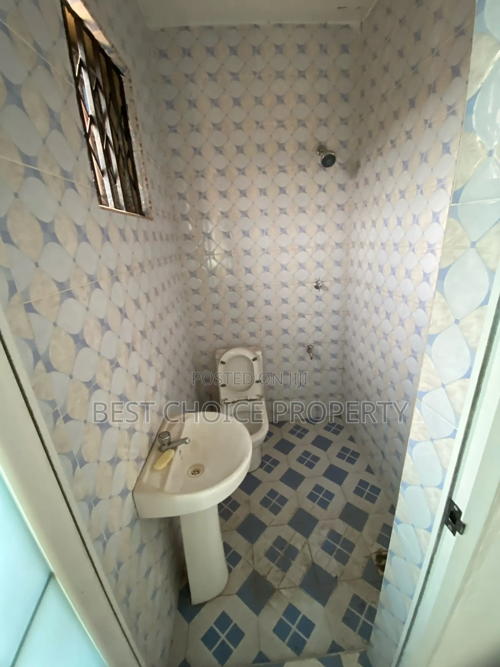 1bdrm Apartment in Lakeside Estate for rent