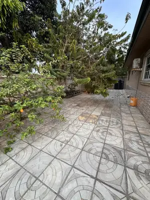 3bdrm House in Lapaz for sale