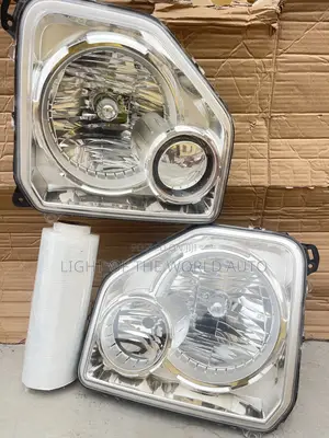 Jeep Liberty/Cherokee 2012 Headlight Available