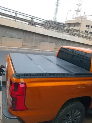 L200 Bed/Bucket Cover Tri Fold Hard Cover Pick-Up