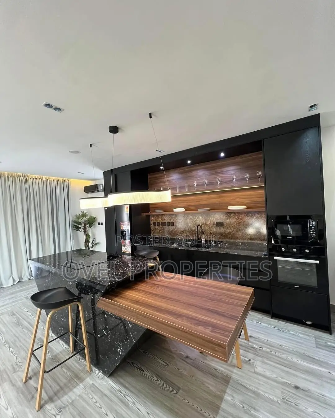 Furnished 4bdrm House in Eastlegon  Dollars for sale