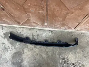 Toyota Corolla 2012 2013 Rear Bumper Middle Spoiler