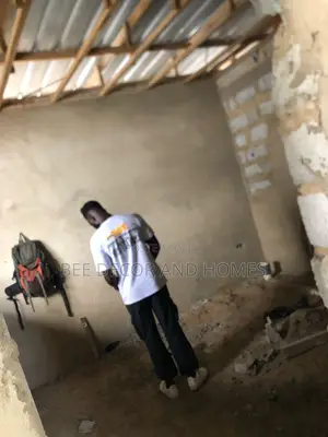 4bdrm House in Bee Decor & Homes, Adenta for sale