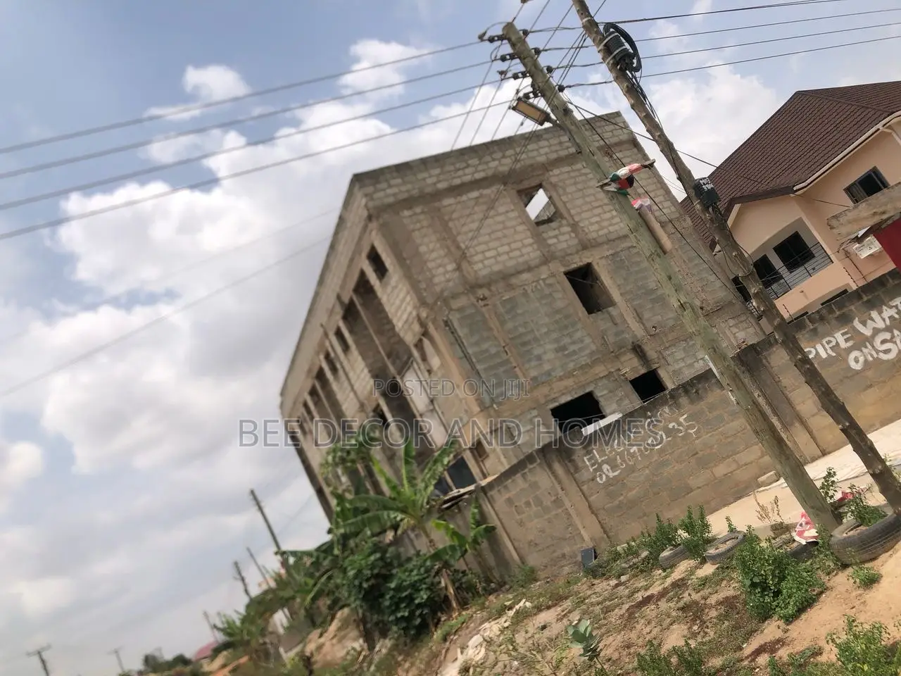 10bdrm Apartment in Bee Decor & Homes, Adenta for sale